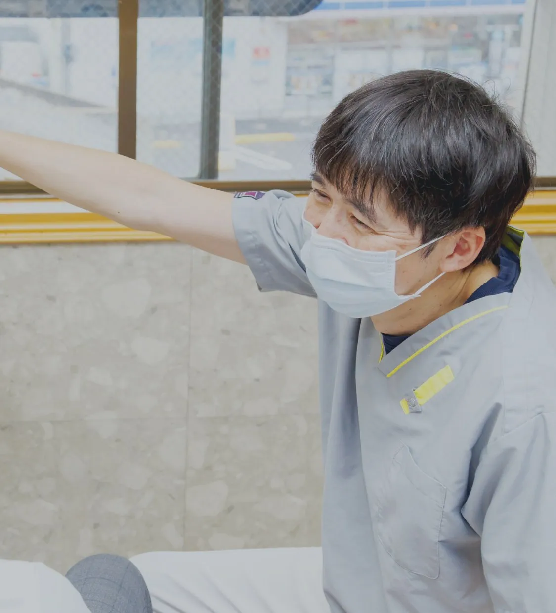 患者様が心から望む治療を幅広い診療科目を備え、患者様のお口のお悩みにワンストップで対応します